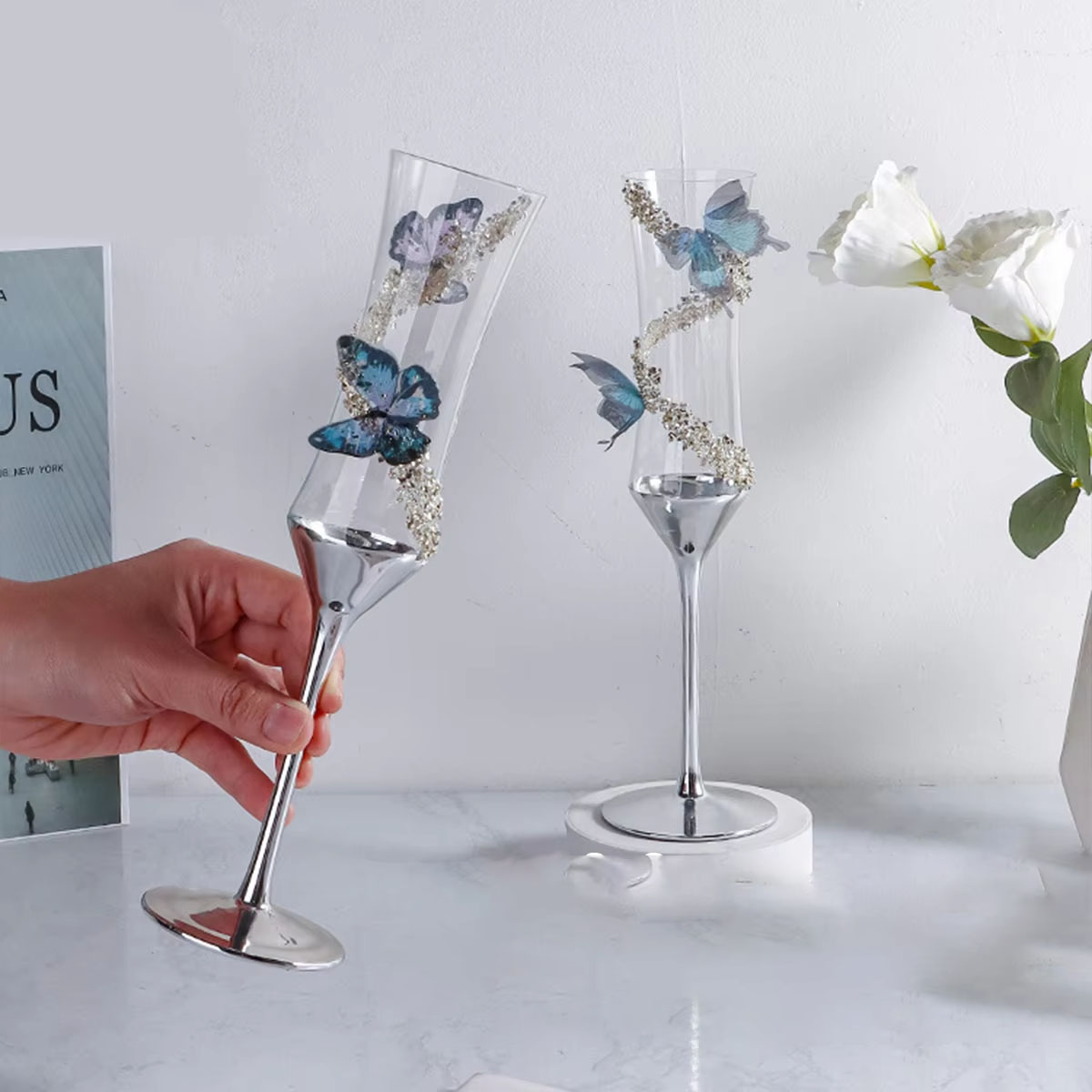 Champagne Flute Pair - 蝶の形をしたシャンパングラス、電気メッキ加工、家庭用クリスタルガラスシャンパンフルート、結婚式/パーティー用ゴブレット