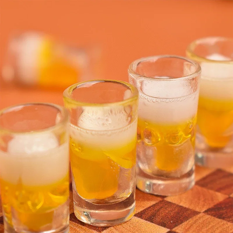 10 個ミニチュアおもちゃキッチンビール飲料カップマグアクセ - Wine Beer House のレビューと価格
