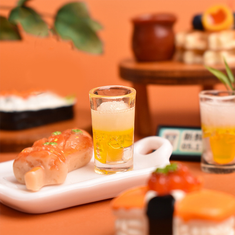 おもちゃのキッチンワインマグ、10個パックのミニチュアビール - Wine Beer House のレビューと価格