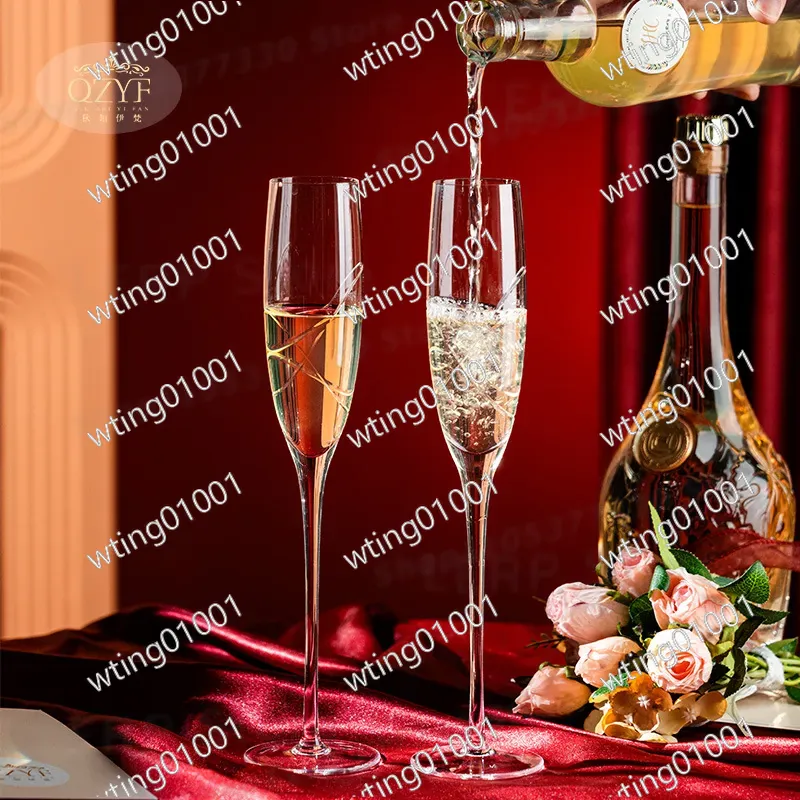 QZYF Qiuzhi Yifan 手彫りクリスタルシャンパ - Champagne Flute Pair のレビューと価格