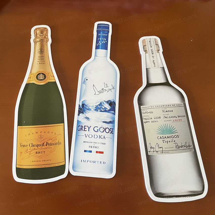 12個/ロット、カスタマイズ可能なワインボトル型PVCサイン - Wine Beer Photo のレビューと価格